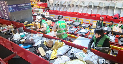 Latest company news about Express sorting equipment aids the express industry in addressing the demands of peak periods
